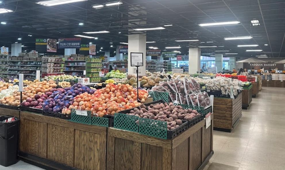 Mega Mart photo 3