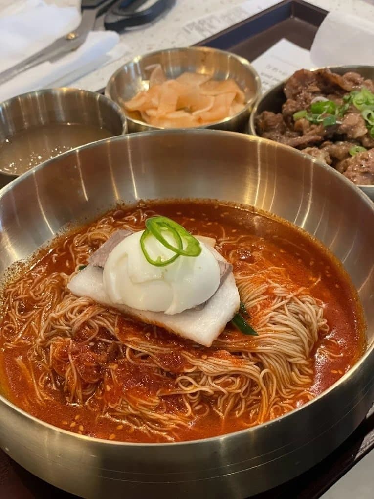 NAJU MYUNOK