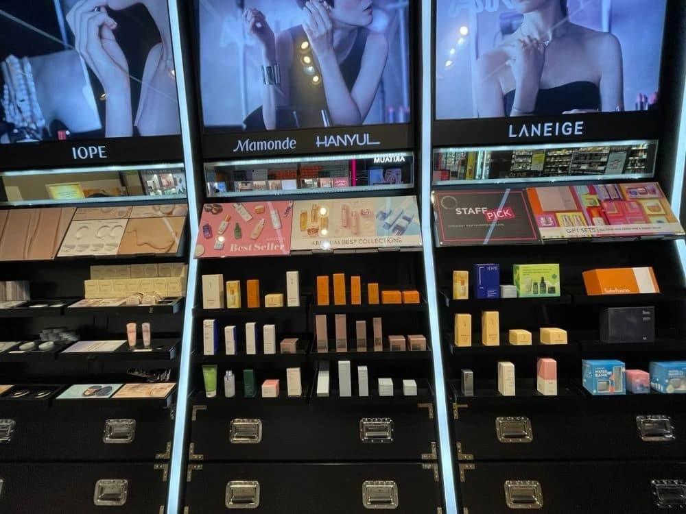 Missy Cosmetics-Duluth (at H-mart) photo 3