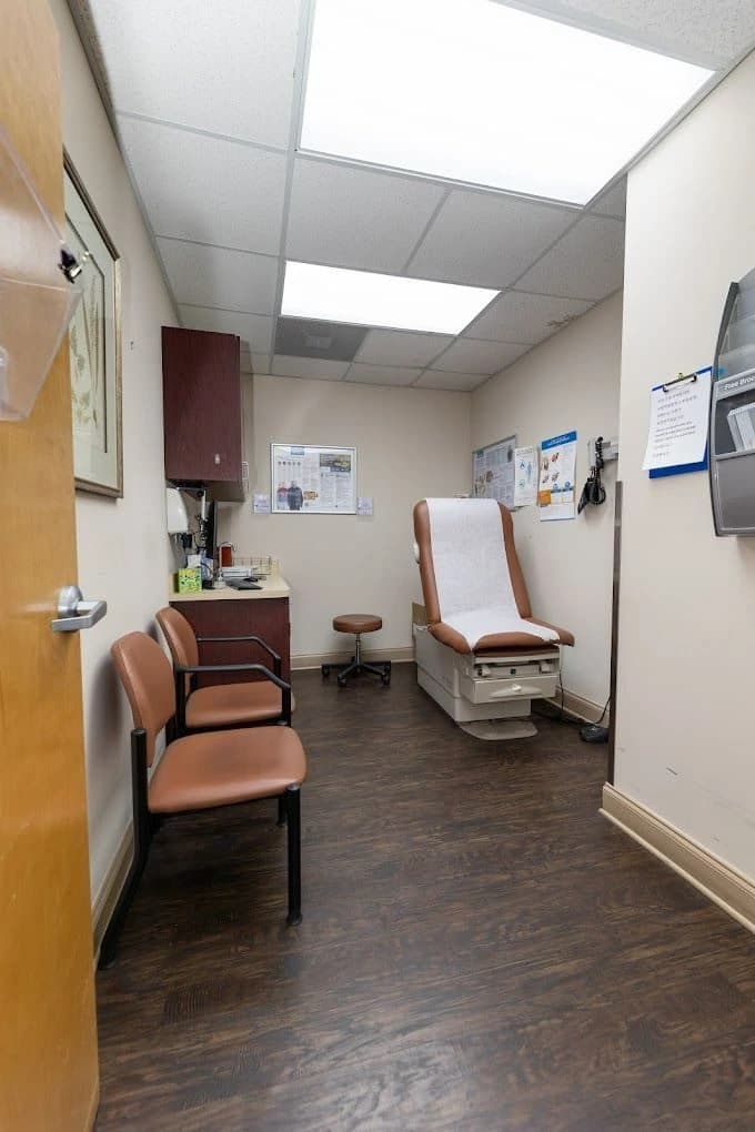 River Parc Internal Medicine photo 3