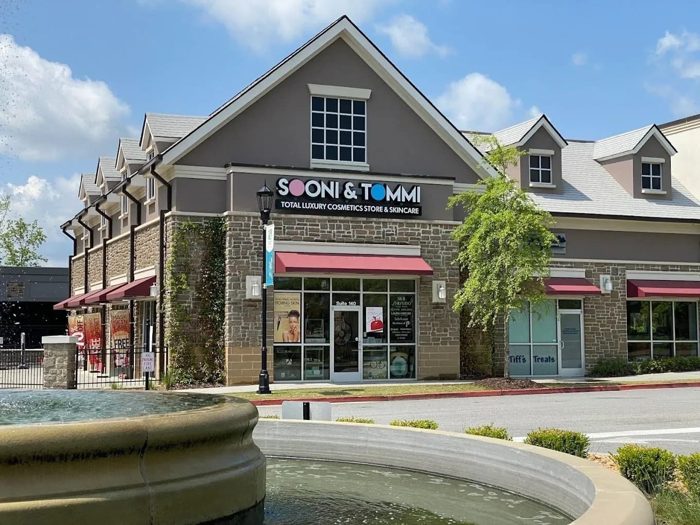 SOONI & TOMMI-Peachtree Corners